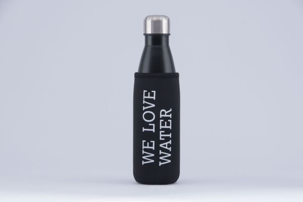 Set 1 - WLW Trinkwasserflasche schwarz inkl. Neopren-Anzug